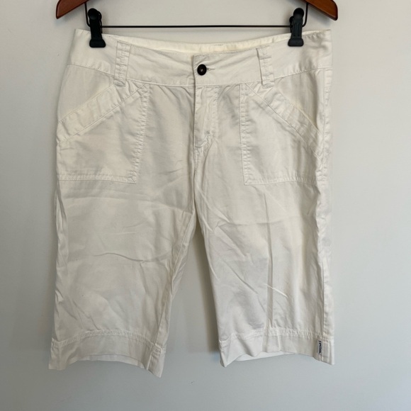 Prana women’s off White Casual Shorts size 8 - Picture 3 of 4